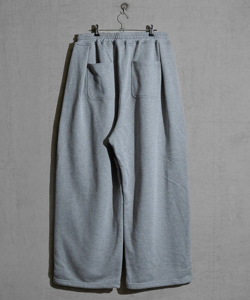 JOHN'S CLOSET(ジョンズクローゼット)の「【13】ダブルタック スーパーワイド スウェットパンツ(スウェットパンツ・メンズ・ブラック/杢グレー・MEDIUM/LARGE)」の4枚目の写真