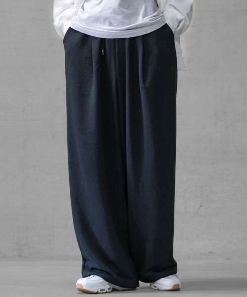 JOHN'S CLOSET(ジョンズクローゼット)の「【13】ダブルタック スーパーワイド スウェットパンツ(スウェットパンツ・メンズ・ブラック/杢グレー・MEDIUM/LARGE)」の5枚目の写真