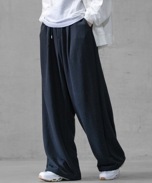 JOHN'S CLOSET(ジョンズクローゼット)の「【13】ダブルタック スーパーワイド スウェットパンツ(スウェットパンツ・メンズ・ブラック/杢グレー・MEDIUM/LARGE)」の6枚目の写真