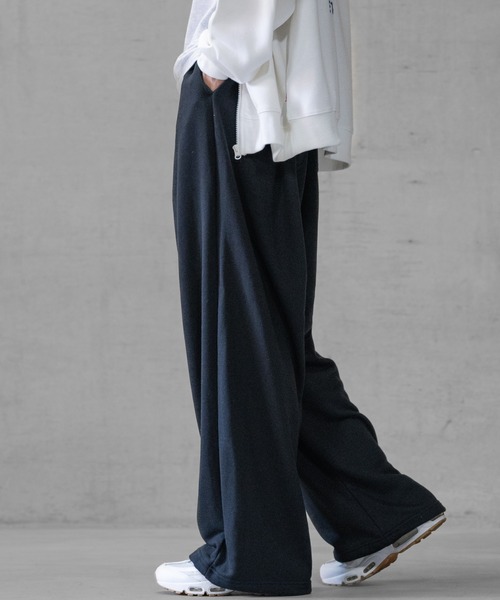 JOHN'S CLOSET(ジョンズクローゼット)の「【13】ダブルタック スーパーワイド スウェットパンツ(スウェットパンツ・メンズ・ブラック/杢グレー・MEDIUM/LARGE)」の7枚目の写真