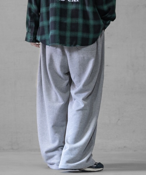 JOHN'S CLOSET(ジョンズクローゼット)の「【13】ダブルタック スーパーワイド スウェットパンツ(スウェットパンツ・メンズ・ブラック/杢グレー・MEDIUM/LARGE)」の12枚目の写真