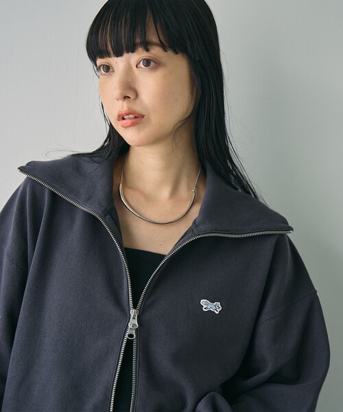 PENNEYS(ぺニーズ)の「PENNEYS(ぺニーズ)別注裏毛スタンドジップスウェットカーディガン(カーディガン/ボレロ・レディース・ライトグレー/ライトブルー/ダークグレー/ナチュラル・M/L)」の2枚目の写真