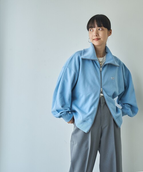 PENNEYS(ぺニーズ)の「PENNEYS(ぺニーズ)別注裏毛スタンドジップスウェットカーディガン(カーディガン/ボレロ・レディース・ライトグレー/ライトブルー/ダークグレー/ナチュラル・M/L)」の6枚目の写真