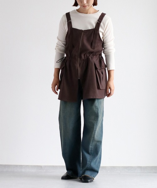 cepo（セポ）の「《２点セットアイテム》ジャンスカ＆リブロングスリーブTee アンサンブル（ジャンパースカート・レディース・ブラウン/ブルー/ブラック・M）」の12枚目の写真