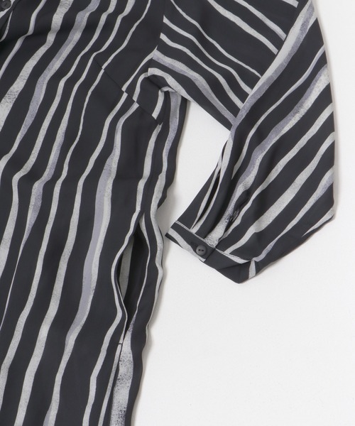 URBAN RESEARCH（アーバンリサーチ）の「ランダムストライプワンピース（ワンピース・レディース・ブラック/ブラウン・FREE）」の8枚目の写真
