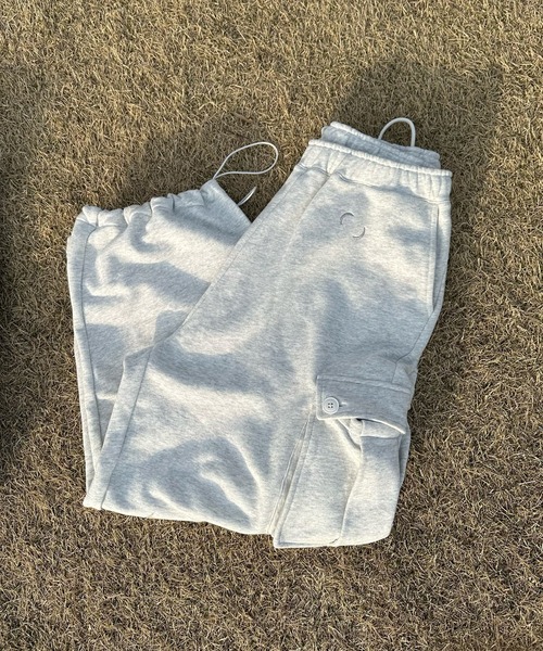 favclo.(ファブクロ)の「sweat cargo pants / スウェットカーゴパンツ(カーゴパンツ・メンズ・ブラック/杢グレー・MEDIUM/LARGE)」の9枚目の写真