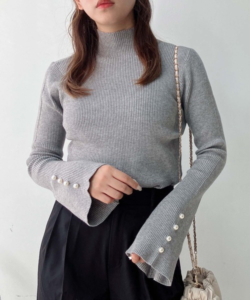 AS KNOW AS plus（アズノゥアズプラス）の「◇選んで袖ボタンリブハイネックニットプルオーバー（ニット/セーター・レディース・ブラック系その他/アイボリー系/ピンク系その他/ベージュ系/グレー系その他2/ブラック系2/アイボリー系2/ベージュ系その他2・FREE）」の10枚目の写真