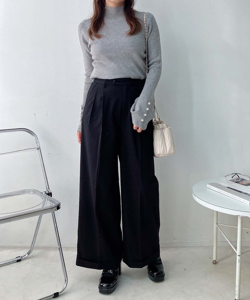 AS KNOW AS plus（アズノゥアズプラス）の「◇選んで袖ボタンリブハイネックニットプルオーバー（ニット/セーター・レディース・ブラック系その他/アイボリー系/ピンク系その他/ベージュ系/グレー系その他2/ブラック系2/アイボリー系2/ベージュ系その他2・FREE）」の12枚目の写真