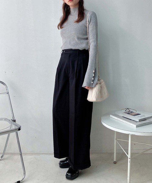 AS KNOW AS plus（アズノゥアズプラス）の「◇選んで袖ボタンリブハイネックニットプルオーバー（ニット/セーター・レディース・ブラック系その他/アイボリー系/ピンク系その他/ベージュ系/グレー系その他2/ブラック系2/アイボリー系2/ベージュ系その他2・FREE）」の13枚目の写真