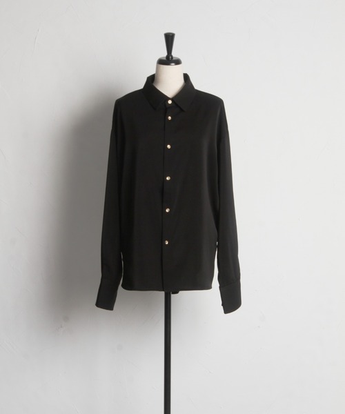 tocco closet(トッコ クローゼット)の「【ZOZO限定】ベーシックルーズシャツ(シャツ/ブラウス・レディース・ブラック/オフホワイト/ブルー/ピンク/ネイビー・M)」の16枚目の写真