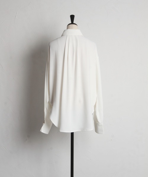 tocco closet(トッコ クローゼット)の「【ZOZO限定】ベーシックルーズシャツ(シャツ/ブラウス・レディース・ブラック/オフホワイト/ブルー/ピンク/ネイビー・M)」の13枚目の写真