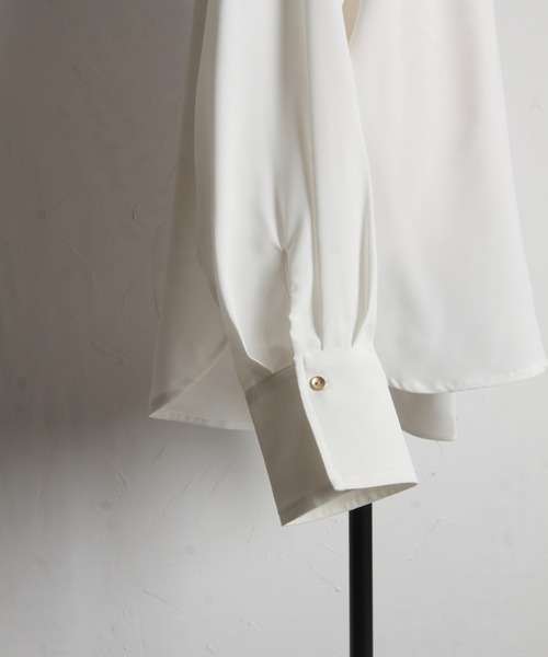 tocco closet(トッコ クローゼット)の「【ZOZO限定】ベーシックルーズシャツ(シャツ/ブラウス・レディース・ブラック/オフホワイト/ブルー/ピンク/ネイビー・M)」の6枚目の写真
