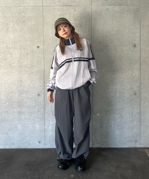 NUNIFE（ユニフィー）の「【NUNIFE】《さやべびコラボ》ナイロンパンツ（カーゴパンツ・レディース・ベージュ/チャコール/オリーブ・MEDIUM/LARGE）」の18枚目の写真