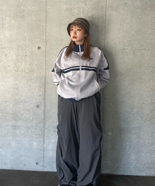 NUNIFE（ユニフィー）の「【NUNIFE】《さやべびコラボ》ナイロンパンツ（カーゴパンツ・レディース・ベージュ/チャコール/オリーブ・MEDIUM/LARGE）」の22枚目の写真