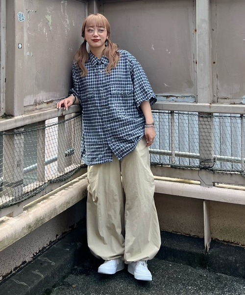 NUNIFE（ユニフィー）の「【NUNIFE】《さやべびコラボ》ナイロンパンツ（カーゴパンツ・レディース・ベージュ/チャコール/オリーブ・MEDIUM/LARGE）」の12枚目の写真