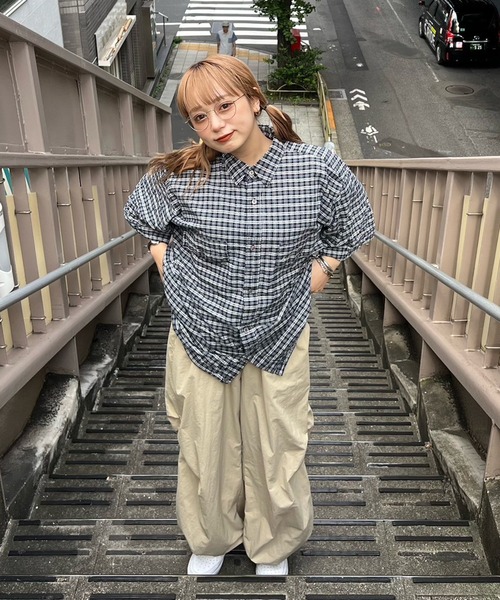 NUNIFE（ユニフィー）の「【NUNIFE】《さやべびコラボ》ナイロンパンツ（カーゴパンツ・レディース・ベージュ/チャコール/オリーブ・MEDIUM/LARGE）」の11枚目の写真