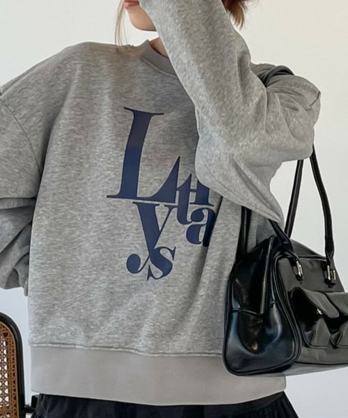 clear（クリア）の「アルファベットプリント普通丈スウェットトップス [着回し抜群 ゆったりシルエット]≪再入荷≫（スウェット・レディース・ブルーグレー/アイボリー/グレイッシュベージュ/グレー・F）」の3枚目の写真