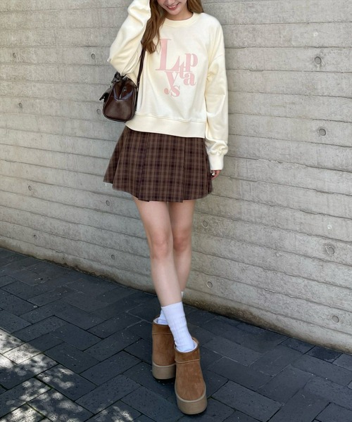 clear（クリア）の「アルファベットプリント普通丈スウェットトップス [着回し抜群 ゆったりシルエット]≪再入荷≫（スウェット・レディース・ブルーグレー/アイボリー/グレイッシュベージュ/グレー・F）」の6枚目の写真