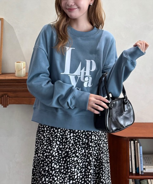 clear（クリア）の「アルファベットプリント普通丈スウェットトップス [着回し抜群 ゆったりシルエット]≪再入荷≫（スウェット・レディース・ブルーグレー/アイボリー/グレイッシュベージュ/グレー・F）」の18枚目の写真
