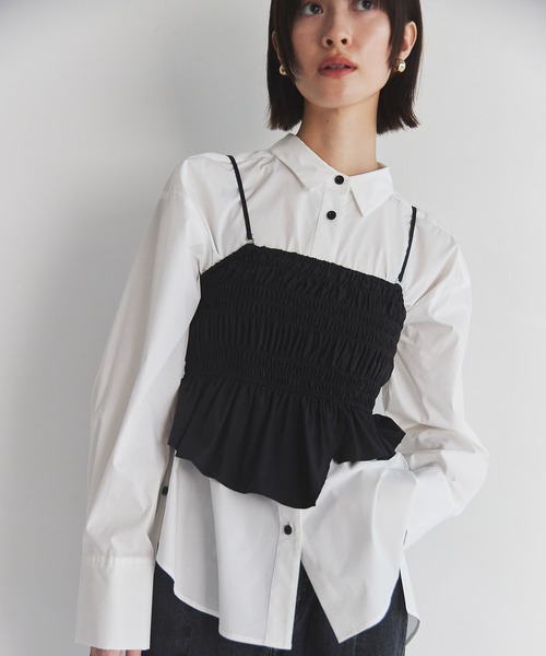 UNITED TOKYO(ユナイテッドトウキョウ)の「【残りわずか!】シャーリングビスチェSETシャツ|ウォッシャブル/春服(シャツ/ブラウス・レディース・ダークグレー/ホワイト・FREE)」の3枚目の写真