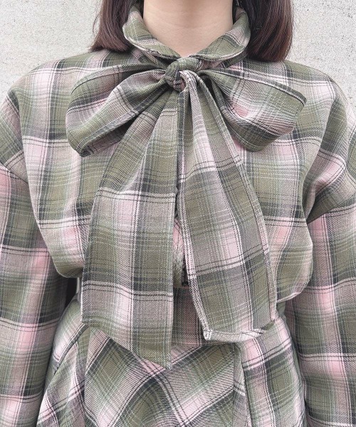 F i.n.t（フィント）の「【セットアップ対応】ビッグリボンタイ付きチェックシャツ/fint（シャツ/ブラウス・レディース・ブルー/グリーン×ピンク/ボルドー・FREE）」の14枚目の写真