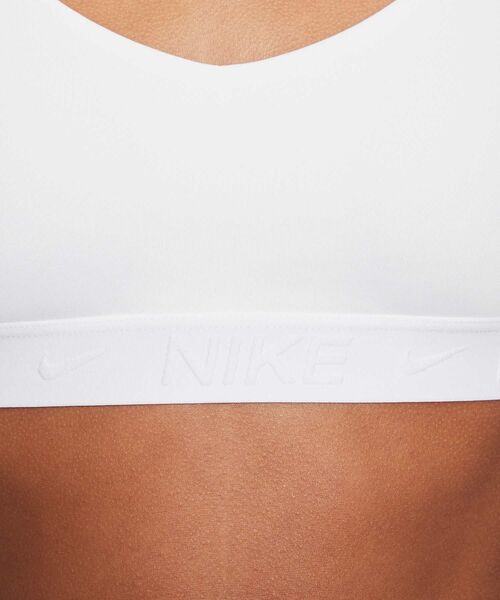 NIKE（ナイキ）の「ナイキ インディ ガールズ スポーツブラ / Nike Indy Girls' Sports Bra FZ5860-100 White（スポーツブラ・キッズ・ホワイト・L/M/S/XS/XL）」の4枚目の写真