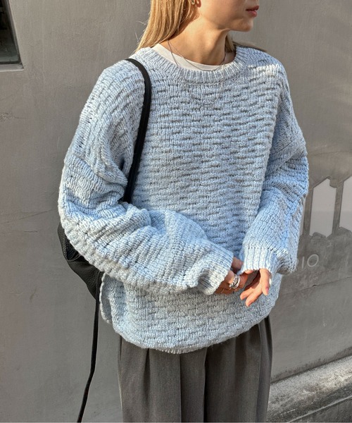 feepur(フェピュール)の「【ハンドウォッシャブル】ロービングヤーンタック編みニット(ニット/セーター・レディース・ブルー/オフホワイト/ベージュ/ブラック・MEDIUM)」の4枚目の写真