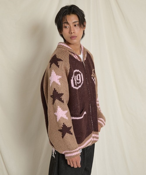 けやきページ WaiKei（ワイケイ）の「【UNISEX】Wai Kei／スターロゴニットZIP