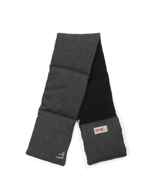 The DUFFER of ST.GEORGE(ザダファーオブセントジョージ)の「WOOL LIKE QUILTING MUFF:ウールライク 中綿マフラー(マフラー・メンズ・ダークグレー/グレー・F)」の5枚目の写真