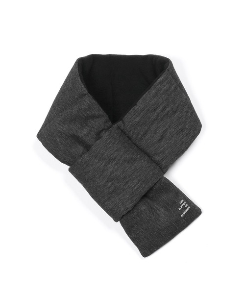 The DUFFER of ST.GEORGE(ザダファーオブセントジョージ)の「WOOL LIKE QUILTING MUFF:ウールライク 中綿マフラー(マフラー・メンズ・ダークグレー/グレー・F)」の3枚目の写真
