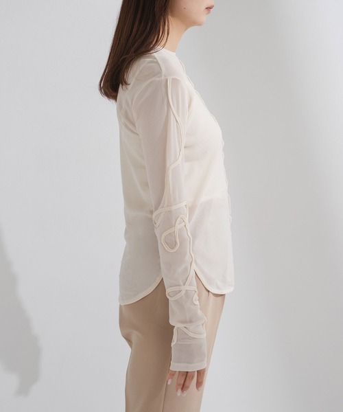 rectangle（レクタングル）の「コード刺繍リボンシアートップス（Tシャツ/カットソー・レディース・ブラック/チャコールグレー/サックスブルー/アイボリー・FREE）」の9枚目の写真