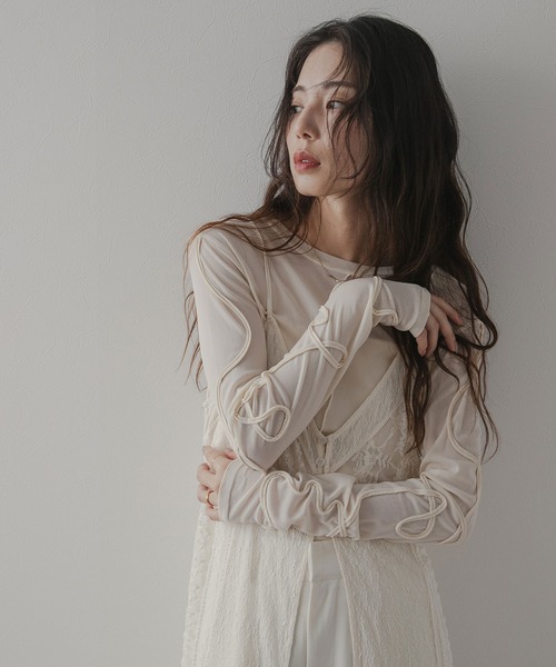 rectangle(レクタングル)の「コード刺繍リボンシアートップス(Tシャツ/カットソー・レディース・ブラック/チャコールグレー/サックスブルー/アイボリー・FREE)」の22枚目の写真