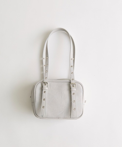 OLIVE des OLIVE（オリーブデオリーブ）の「リボンチャーム付き