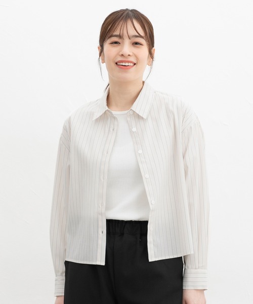 Honeys(ハニーズ)の「ショート丈シャツ(シャツ/ブラウス・レディース・ホワイト系その他/サックスブルー系/ベージュ系その他/ホワイト/ブルー系その他/ホワイト×ブルー/ピンク系その他・L/LL/M/S)」の13枚目の写真