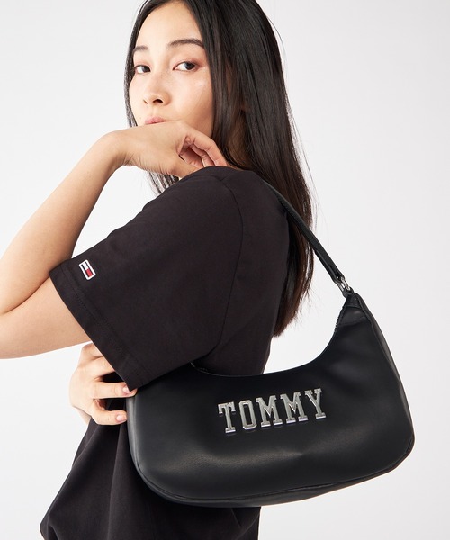  JEANS（トミージーンズ） ロゴ ショルダーバッグ ブラック セール】エブリウェアショルダーバッグ（ショルダーバッグ