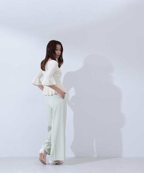 N.Natural beauty basic - パールカフスペプラムニット パールカフスペプラムニット | NATURAL BEAUTY BASIC