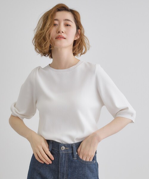 grove（グローブ）の「ひんやり多機能・やわらかドライタッチ五分袖プルオーバー（ニット/セーター・レディース・ブラック/オフホワイト/ブルー/ブラック系2/ライトグレー/ライトイエロー系/ピンク系/ネイビー/ホワイト系7/ブルーグリーン/アイボリー/ダークグレー/ダークグリーン/ベビーピンク/ベージュ系その他6/ベージュ系2・02/03/01/04/05）」の2枚目の写真