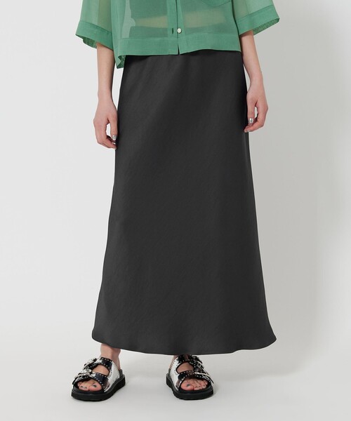 ポリエステルサテン マーメイドフレアスカート（スカート