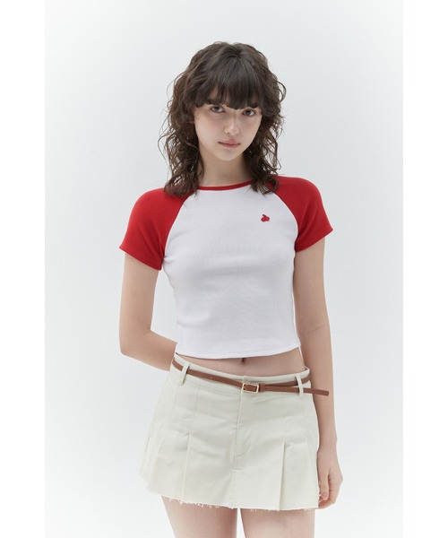 KIRSH（キルシー）の「KIRSH PLAIN COLOR MIX RAGLAN CROP T-SHIRT キルシー プレーン カラー ミックス ラグラン クロップ Tシャツ（Tシャツ/カットソー・レディース・レッド/グレー/ブラック・ONE SIZE）」の6枚目の写真