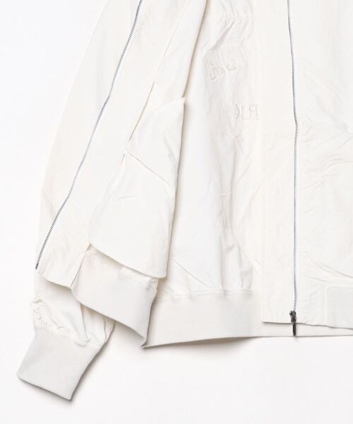 NEW ERA（ニューエラ）の「ニューエラ  WS WOVEN LIGHT BLOUSON WHI（ブルゾン・レディース・ホワイト・S/M）」の3枚目の写真
