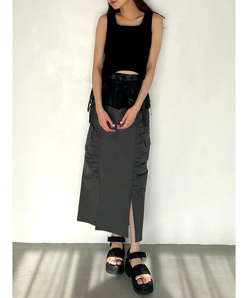 CALNAMUR(カルナムール)の「2WAY LACE OVER NYLON GATHER SK/2WAYレースオーバーナイロンギャザースカート(スカート・レディース・ベージュ/レッド/チャコールグレー・FREE)」の6枚目の写真