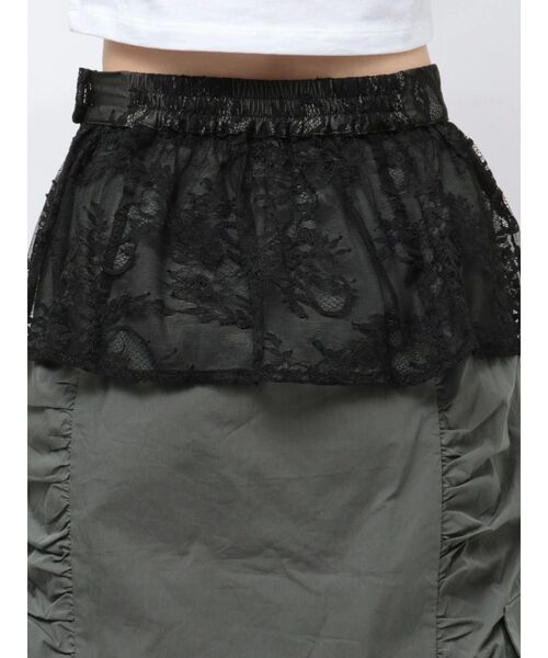 CALNAMUR(カルナムール)の「2WAY LACE OVER NYLON GATHER SK/2WAYレースオーバーナイロンギャザースカート(スカート・レディース・ベージュ/レッド/チャコールグレー・FREE)」の11枚目の写真