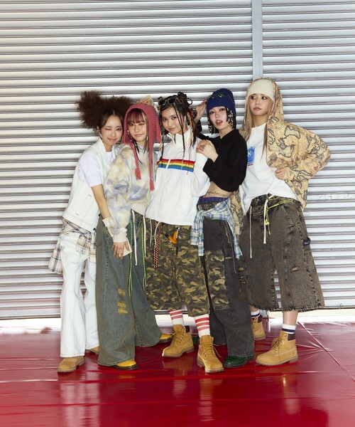 FREAK'S STORE(フリークスストア)の「NAUTICA JEANS CO./ノーティカジーンズ 迷彩 ダブルニー フレアデニムパンツ(デニムパンツ・レディース・ブラック/サックスブルー・フリ-)」の4枚目の写真