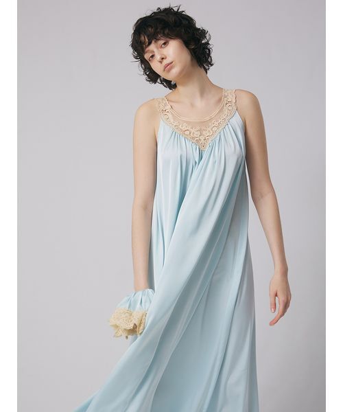 新品❤️SNIDEL❤️レースカラーワンピース　総レース セール】レースカラーワンピース（ルームワンピース）｜SNIDEL
