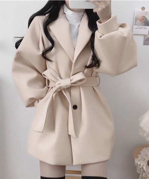 CERCA(チェルカ)の「Nia(ニア)/ウエストリボン チェスターコート(チェスターコート・レディース・アイボリー/ブラック・LARGE/MEDIUM/SMALL)」の1枚目の写真