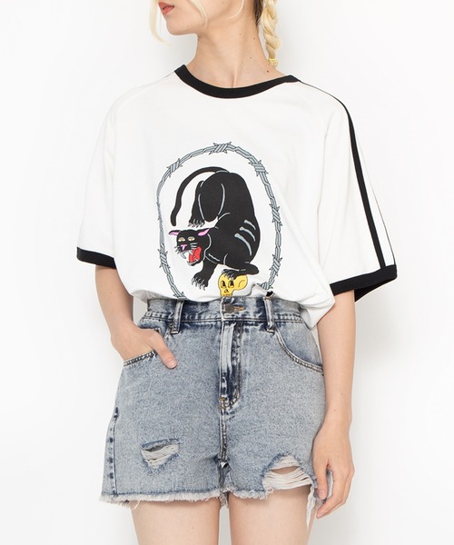 PUNYUS（プニュズ）の「ダメージデニムショートパンツ（デニムパンツ・レディース・ブルー系その他/ブラック/ライトブルー・1/2/3/4）」の12枚目の写真