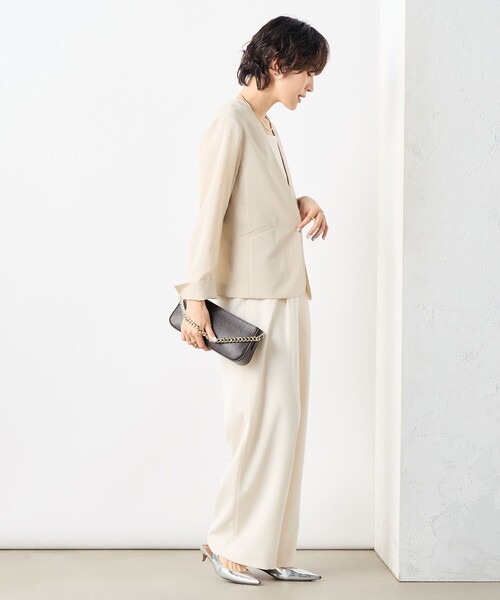 NOLLEY’S(ノーリーズ)の「《セットアップ対応》ウォッシャブルドライトロピカルVネックジャケット(ノーカラージャケット・レディース・ネイビー/ベージュ・36/38/40)」の6枚目の写真