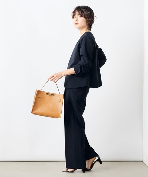 NOLLEY’S(ノーリーズ)の「《セットアップ対応》ウォッシャブルドライトロピカルVネックジャケット(ノーカラージャケット・レディース・ネイビー/ベージュ・36/38/40)」の12枚目の写真