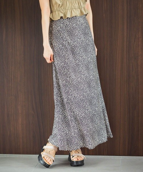 mysty woman（ミスティウーマン）の「バイヤスマーメイドスカート 491366（スカート・レディース・ブラック/ベージュ/ブラウン系その他・FREE）」の20枚目の写真