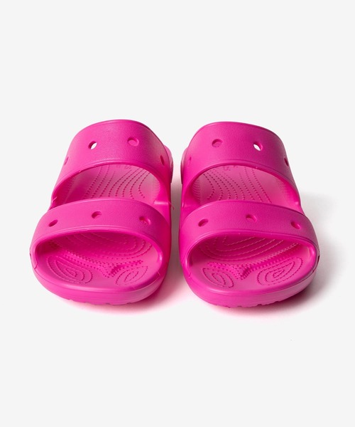 crocs(クロックス)の「CROCS CLASSIC SANDLE クロックス クラシックサンダル サンダル(サンダル・レディース・ピンク・6/9/7/4)」の4枚目の写真